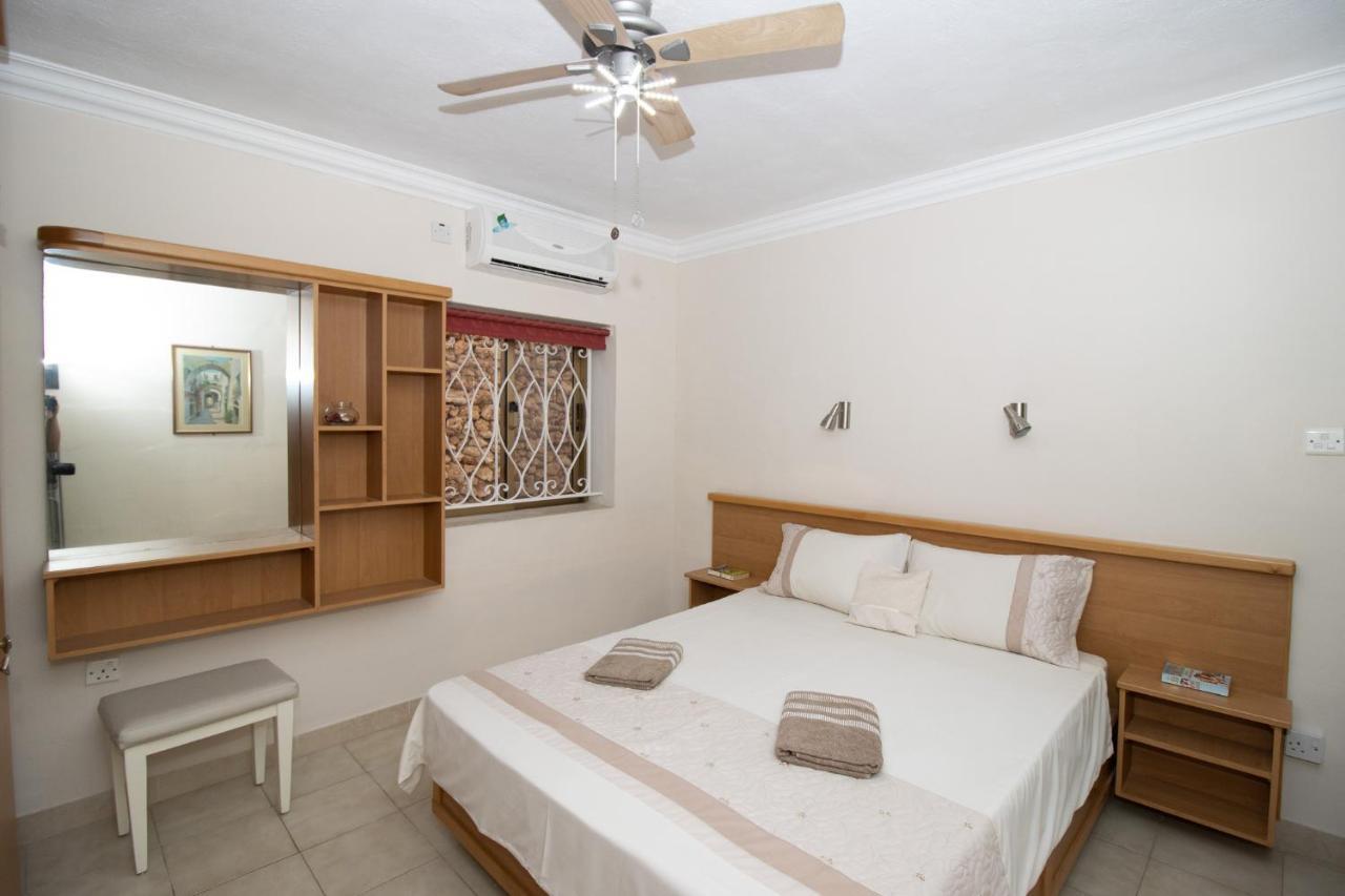 Tranquil Villa Apartments Units מליאהה מראה חיצוני תמונה