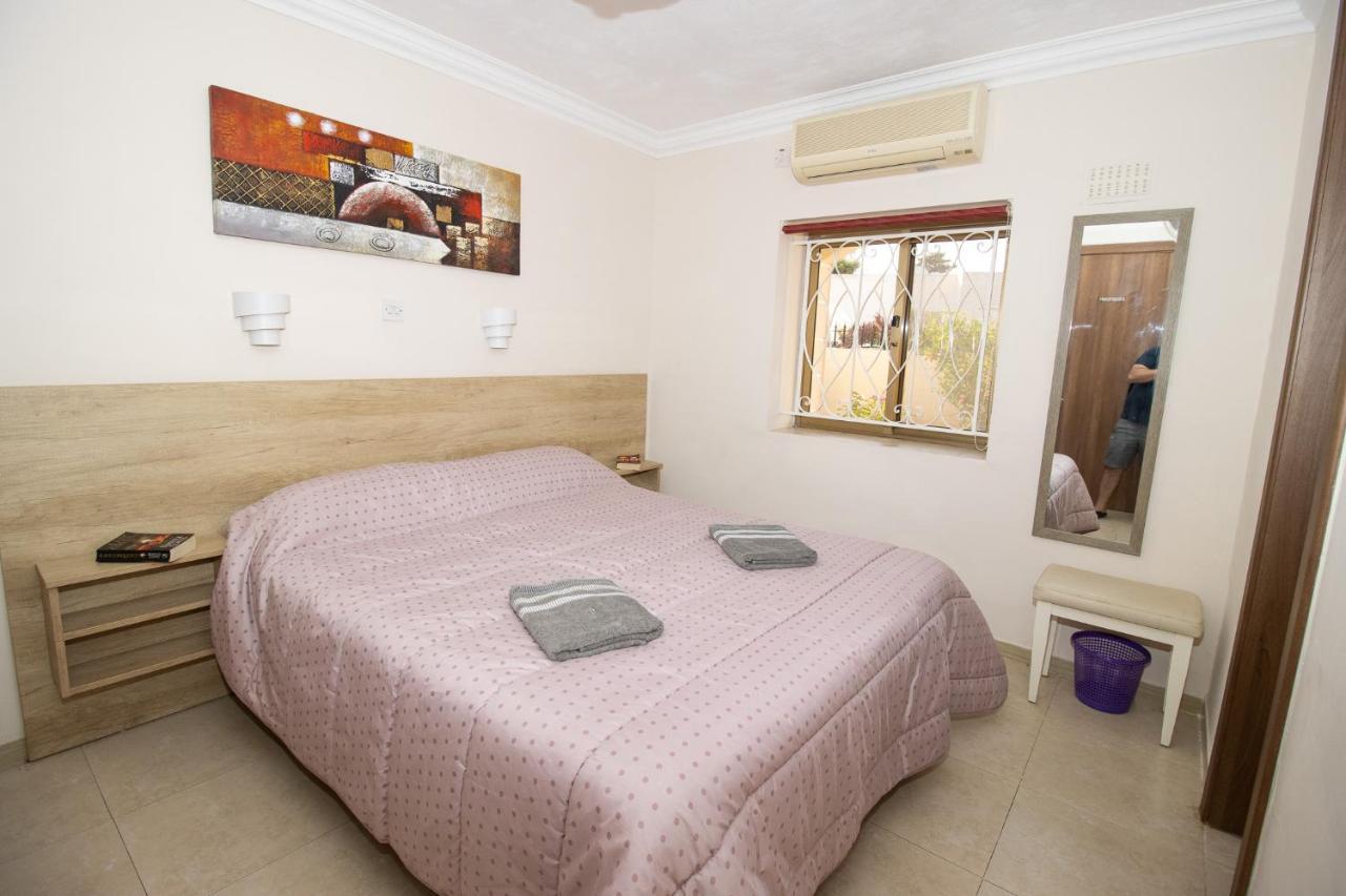 Tranquil Villa Apartments Units מליאהה מראה חיצוני תמונה