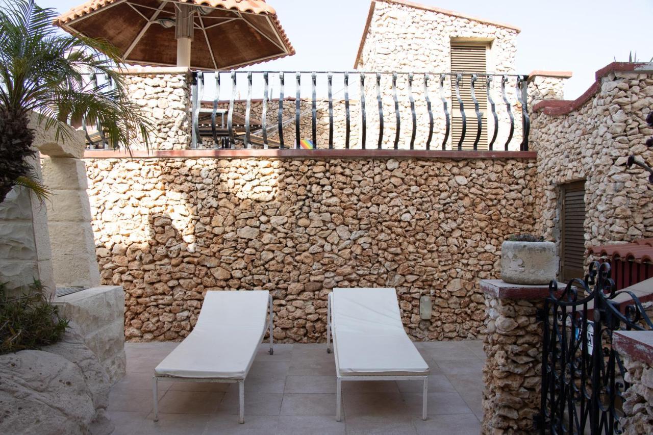 Tranquil Villa Apartments Units מליאהה מראה חיצוני תמונה