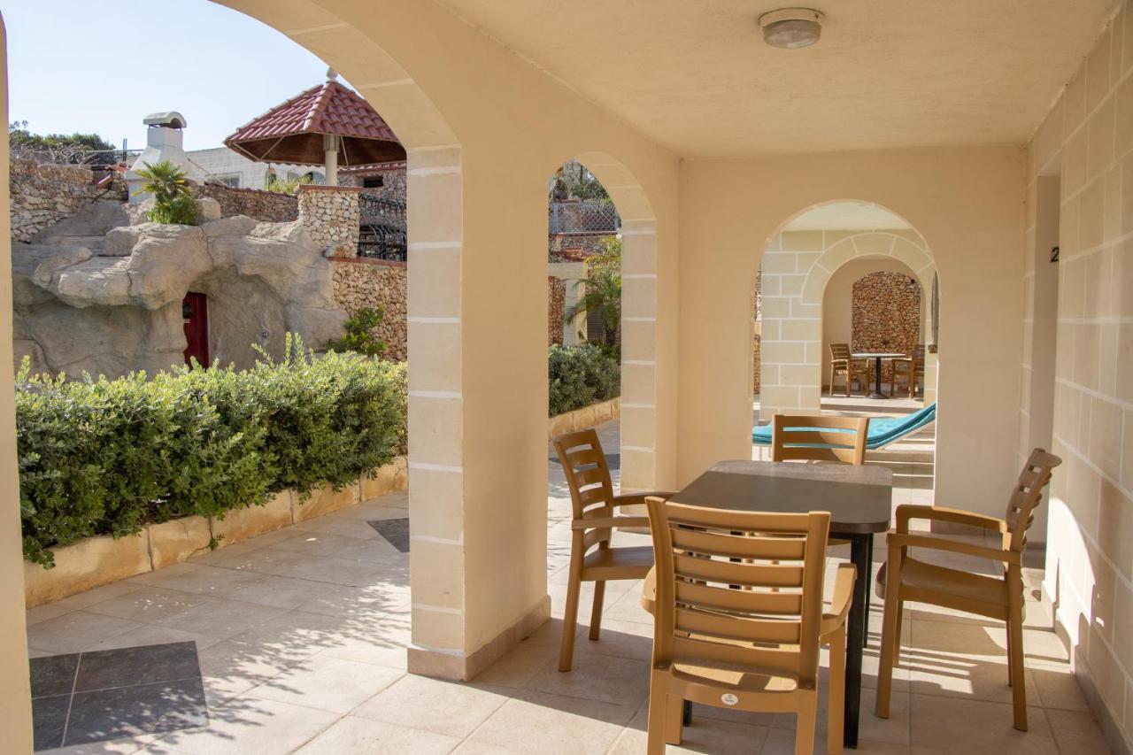 Tranquil Villa Apartments Units מליאהה מראה חיצוני תמונה